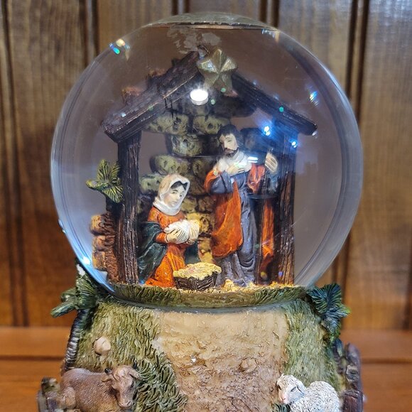 6 Inch Christmas Nativity Scene Musical Snow Globe - Picture 1 of 5